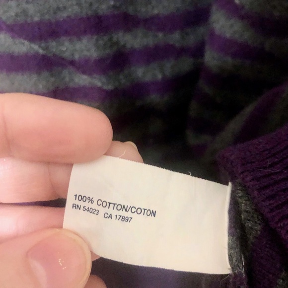 🔄 Gap Cotton Sweater 💜🖤 - Picture 8 of 11